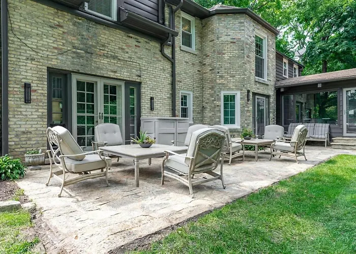Chic Modern Glam Hébergement de vacances Rockford